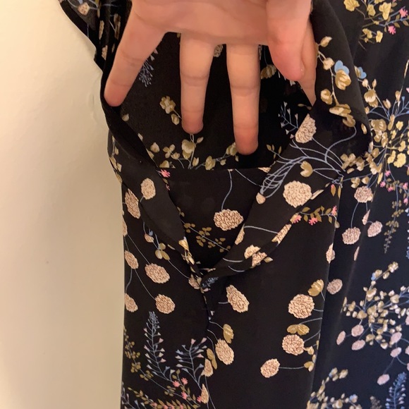 Black Floral Blouse - Picture 5 of 5